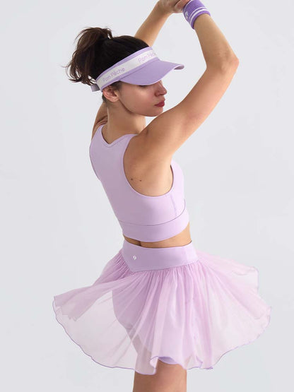 Violet Top corto morado con escote en U y aberturas